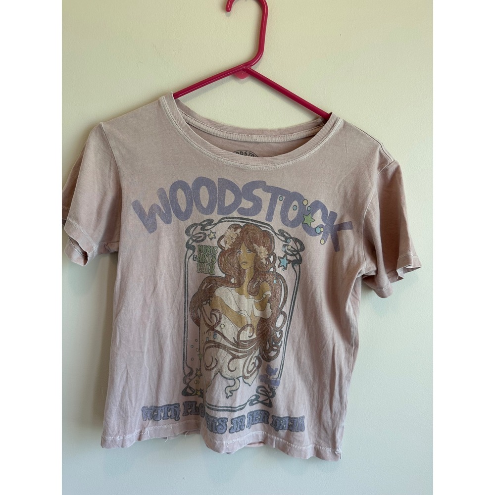 Goodie Two Sleeves Woodstock 1969 Graphic T-Shirt Pink Small Boho Retro Tee